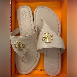 Tory Burch Everly Flat Thong/Tumbled Leather - Size 7.5